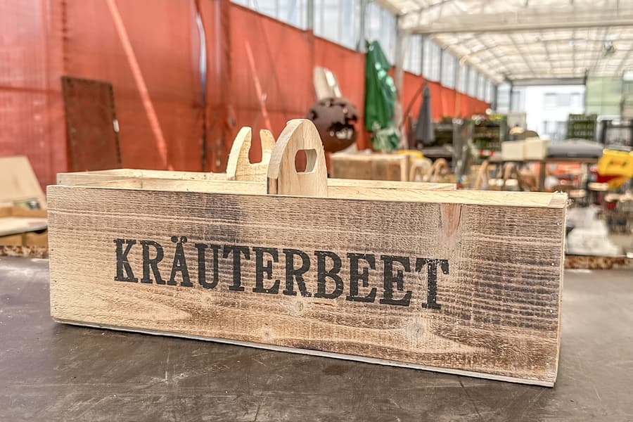 2 Holz Pflanzkisten
